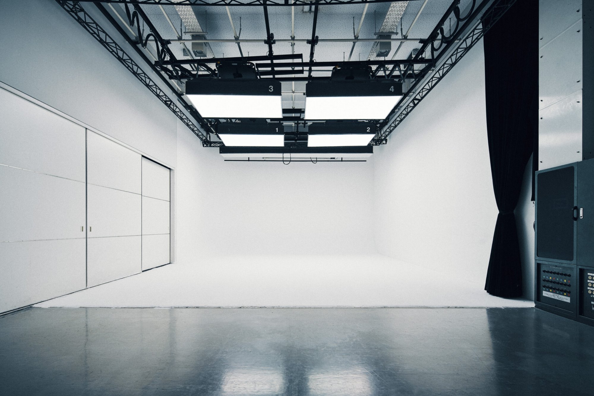 KAIGAN STUDIO 302stの写真