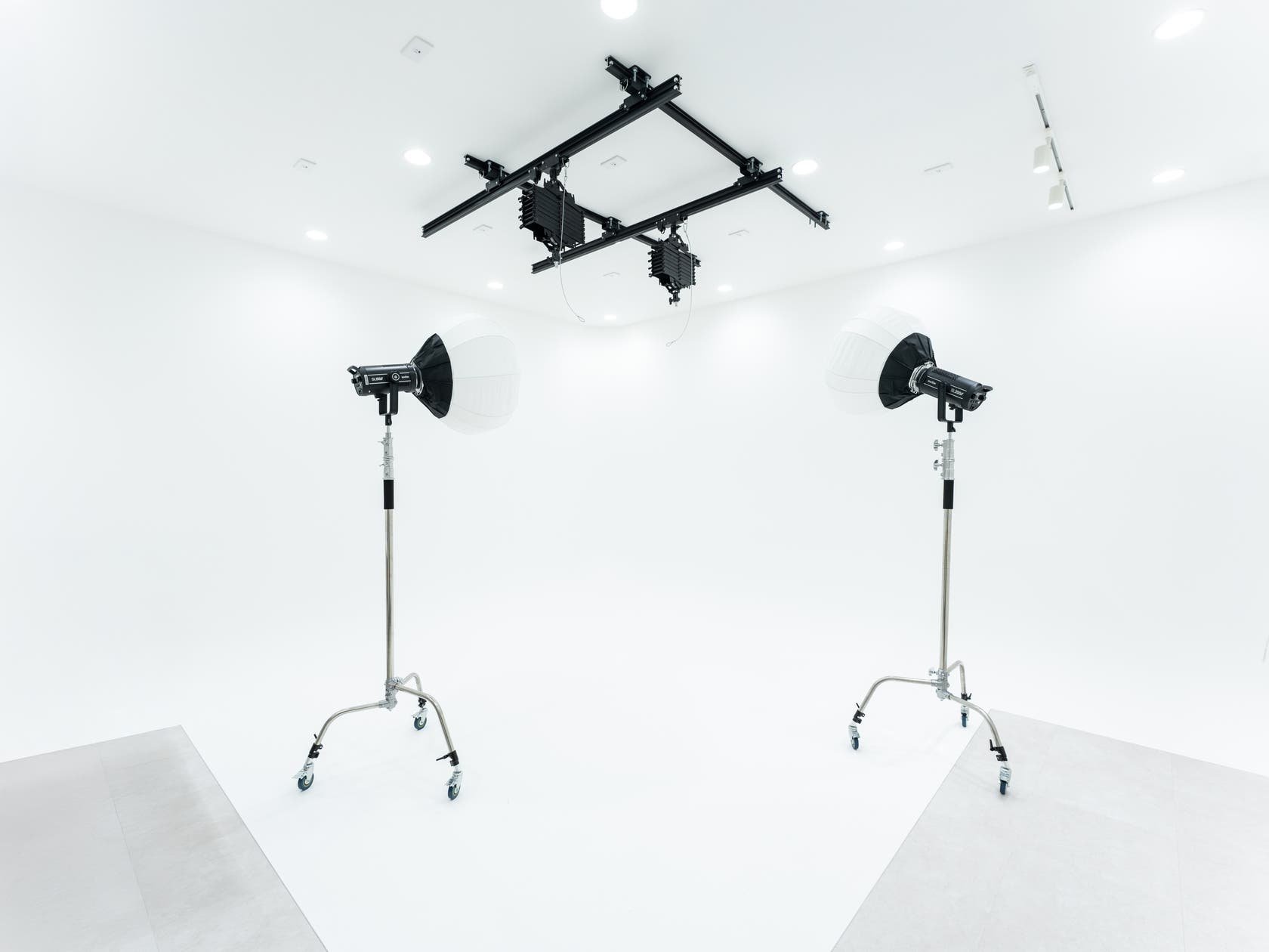 studio LFOCUS 白ホリスタジオの写真1