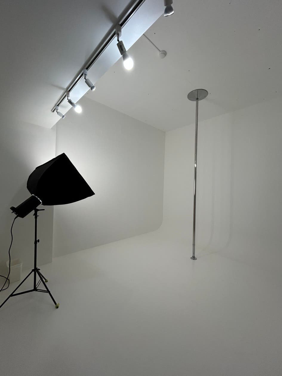 ANNJEWEL NAHA STUDIO 白ホリフォトスタジオの写真2