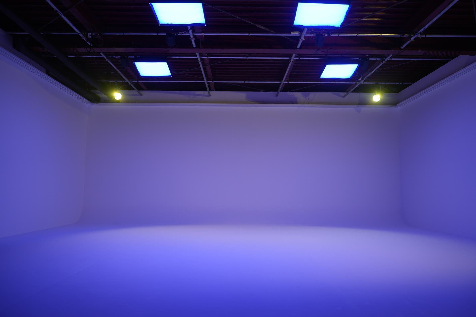 STUDIO X GARAGEの写真2